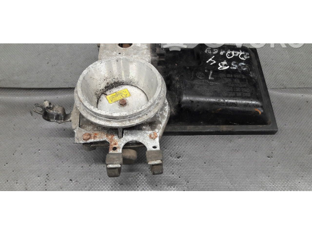 Vstřikovací lišta 0438121076 Volkswagen PASSAT B3