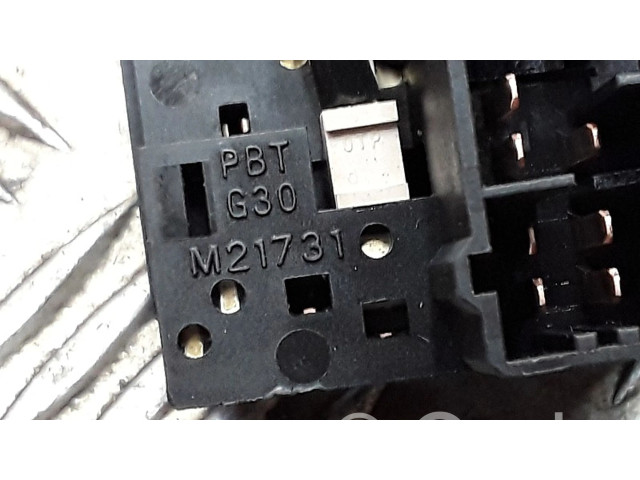 Переключатель дворников m21731 Honda FR-V