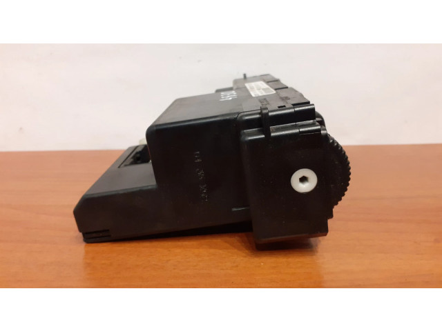 Включатель регулировки салона