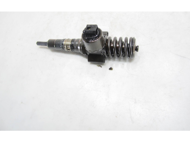 Форсунка 03G130073G    Volkswagen Golf Plus  BKD 