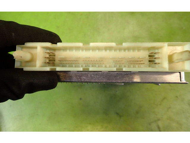 Блок управления    Volvo V70