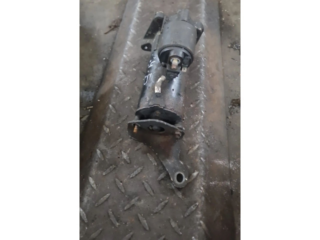 Стартер    Volvo V70      