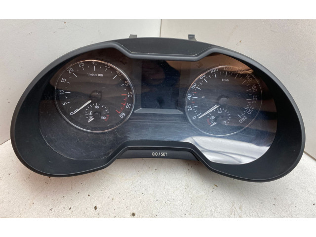 Панель приборов 5E0920751   Skoda Octavia Mk3 (5E)       