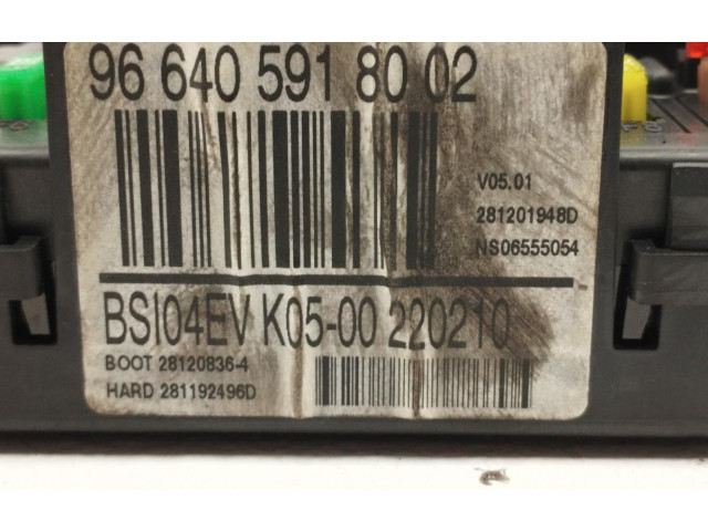 Блок предохранителей 966405918002 Citroen C4 I