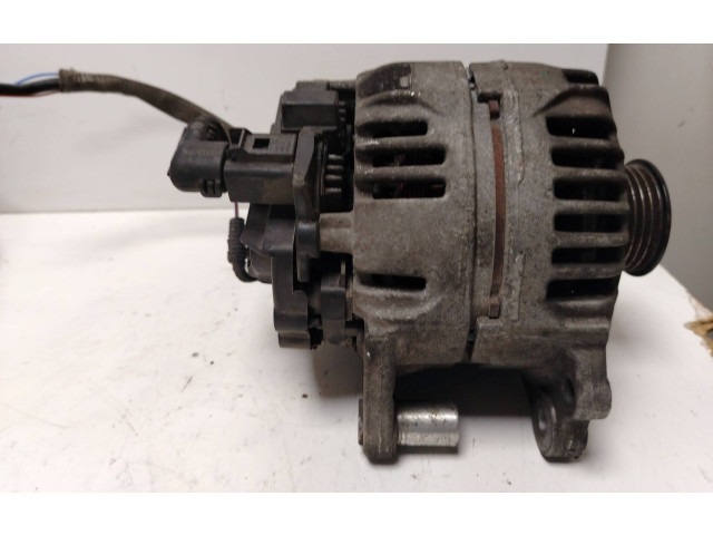 Генератор 03C903023D, 0124325128   Volkswagen Jetta V      