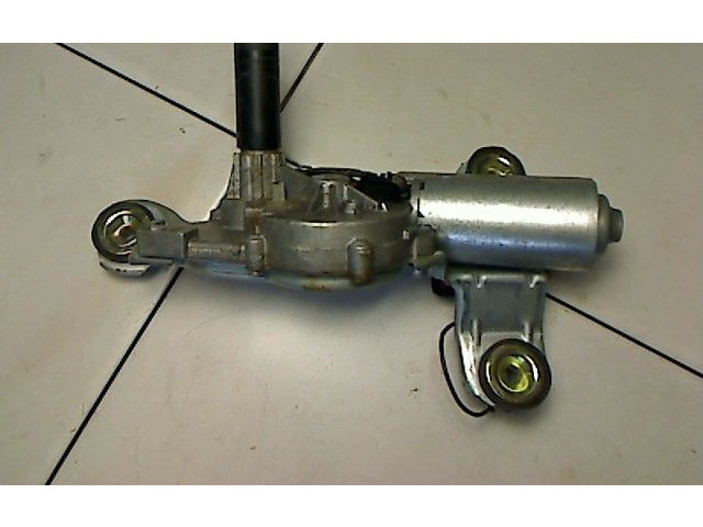 Моторчик заднего дворника 0390201546    Ford Puma