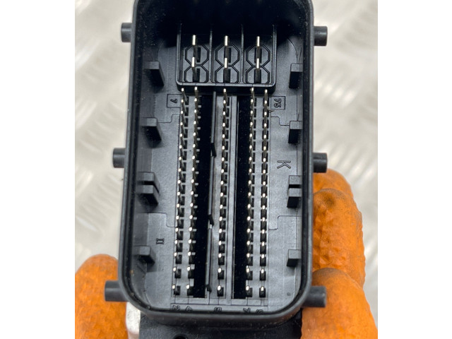 Блок управления двигателя GX7312C520FAD Jaguar XE