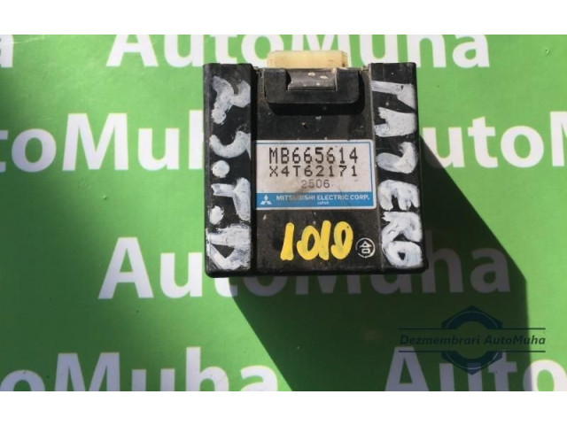 Блок комфорта MB665614, X4T62171 Mitsubishi Pajero