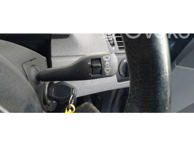 Ручка стеклоочистителей 8363669M   BMW X3 E83