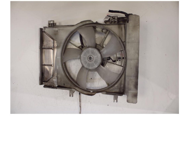 Электрический вентилятор радиаторов DENSO   Toyota Yaris   