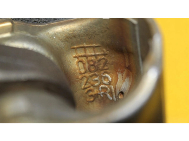  Поршень с шатуном  06H  Skoda Octavia Mk2 (1Z)  