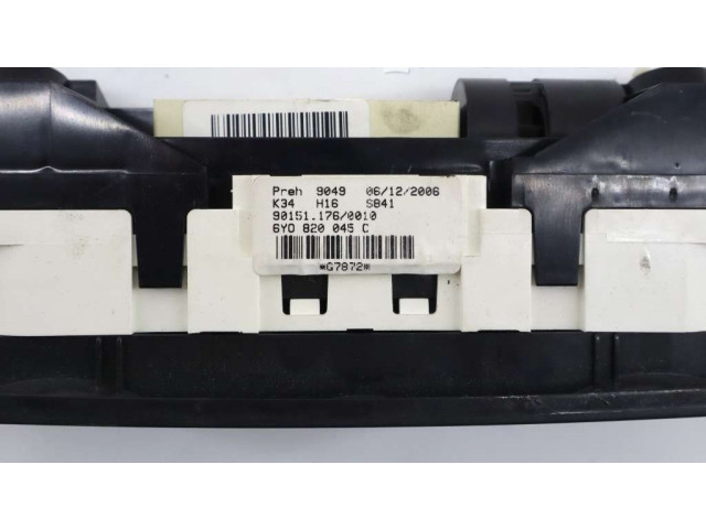 Блок управления климат-контролем 6Y0820045D Skoda Fabia Mk1 (6Y)