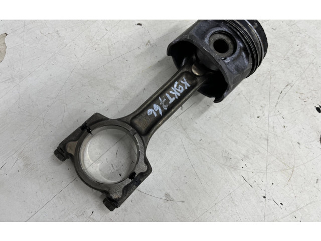 Поршень с шатуном K9KT766 Dacia Sandero