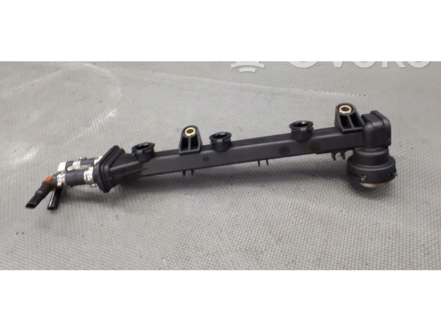 Топливная рампа 0280151083 Smart ForTwo I