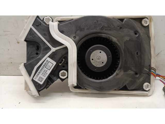 Вентилятор печки    A2048300008   Mercedes-Benz E W212