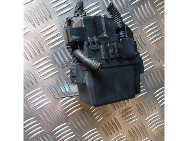 Pojistková skříňka 0003301396, 0003301296 Hyundai i30 fastback 2012