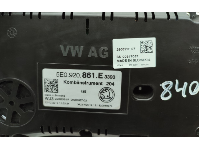 Панель приборов 5E0920861E Skoda Octavia Mk3 (5E)