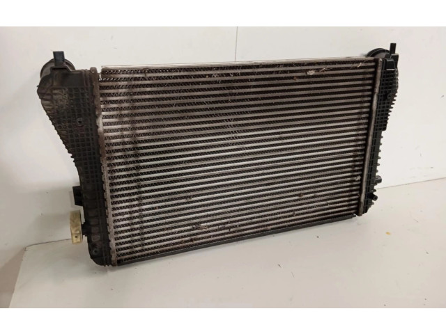 Интеркулер Volkswagen Caddy