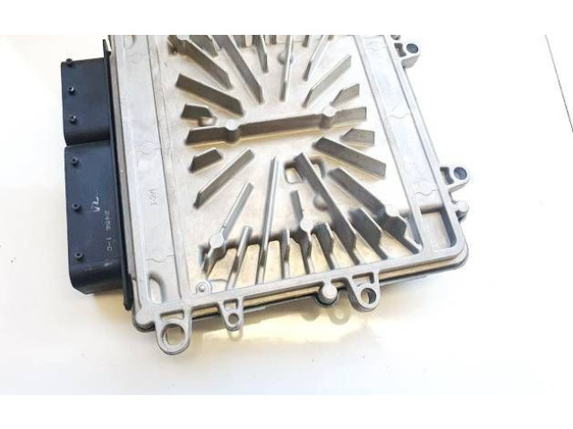 Блок управления двигателя 30771550ab, 0281012103   Volvo XC90