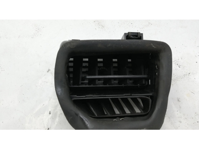 Боковая воздушная решётка