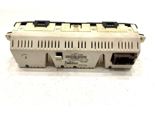 Дисплей    9657882880   Citroen C5