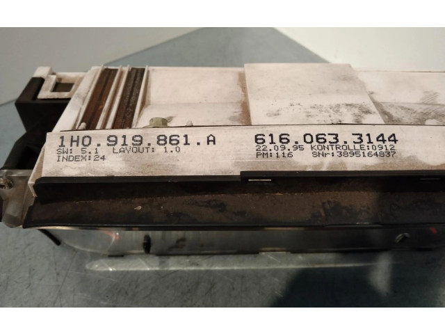 Панель приборов 1H0919861A Volkswagen Golf III