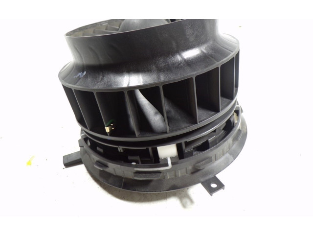 Вентилятор печки    A0999062003, 0130309006   Mercedes-Benz E AMG W210