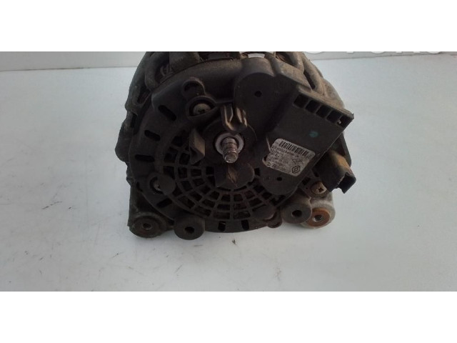 Генератор 231002949r Dacia Duster