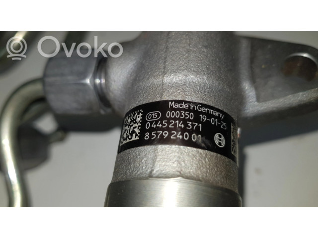 Топливная рампа 0445214371, 857924001   BMW 5 G30 G31 2.0 