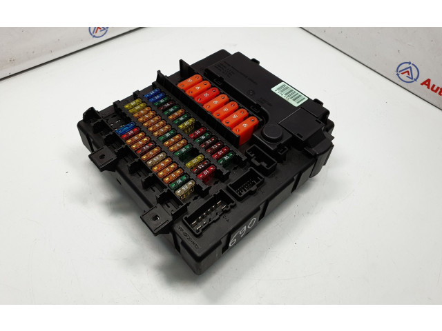 Блок предохранителей 6911922, 61136911922   BMW Z4 E85 E86    