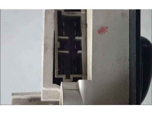 Блок управления климат-контролем    Renault Clio I