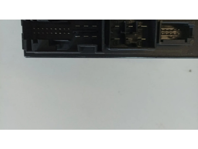 Блок управления крюка для прицепа