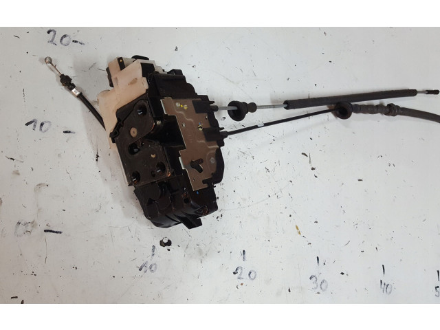 Zámek zadních dveří Hyundai Santa Fe 2003