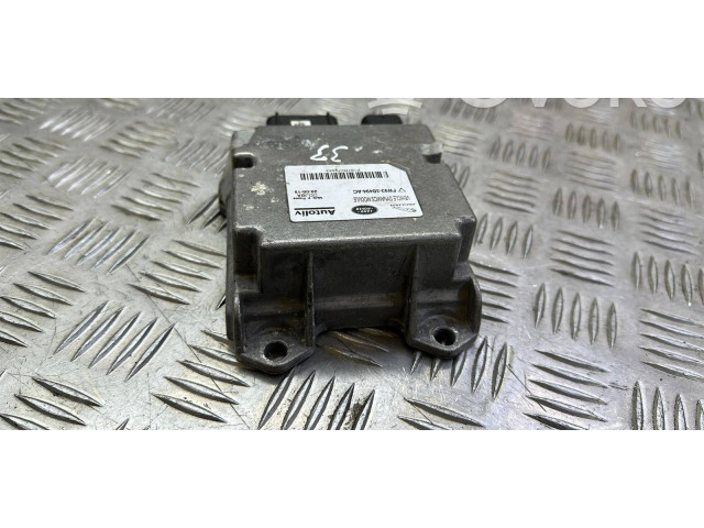 Вентилятор радиатора FW933B494AC Jaguar XJ X351