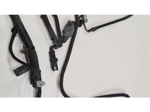 Узел подключения плюсовых проводов