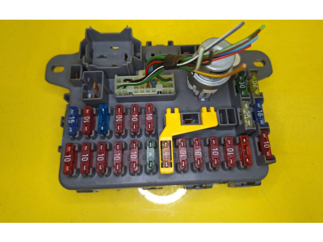 Блок предохранителей Rover 75