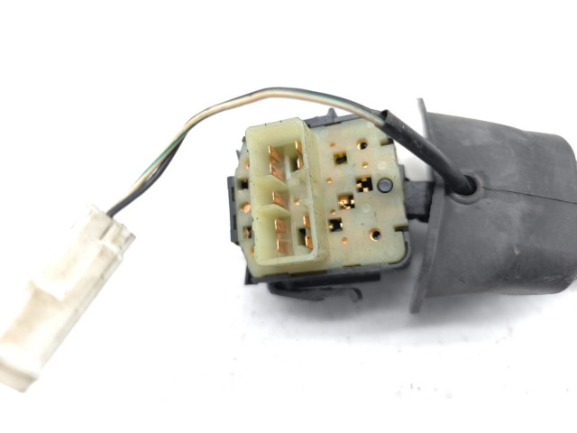 Ручка стеклоочистителей 96279224, 5093311000   Chevrolet Tacuma