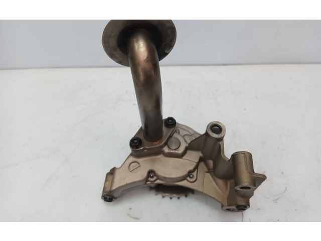 Масляный насос 06A115105B Seat Cordoba (6L)