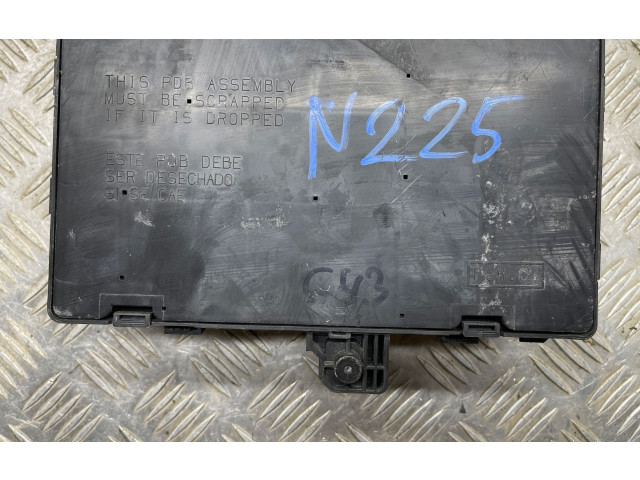 Блок предохранителей    Ford S-MAX    