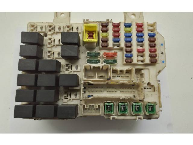 Блок предохранителей 8637A171, 5WK45103L Mitsubishi Colt