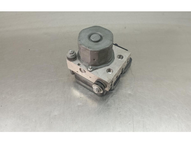 Jednotka ABS A0004211700, 160822 Mercedes-Benz GLA W156 2016