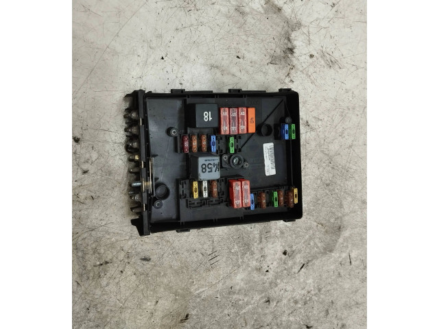 Блок предохранителей 1K0937125, 017183071 Skoda Octavia Mk2 (1Z)