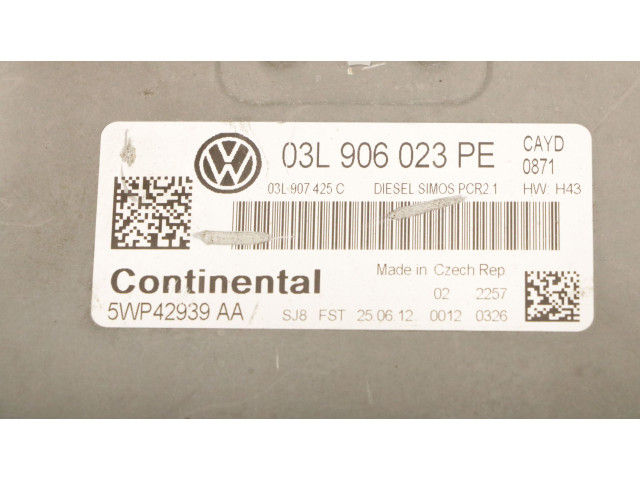 Řídící jednotka 03L906023PE, 03L906023PE   Volkswagen Caddy 2012