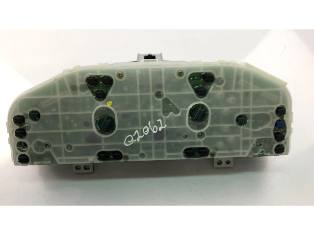 Панель приборов Mazda Premacy