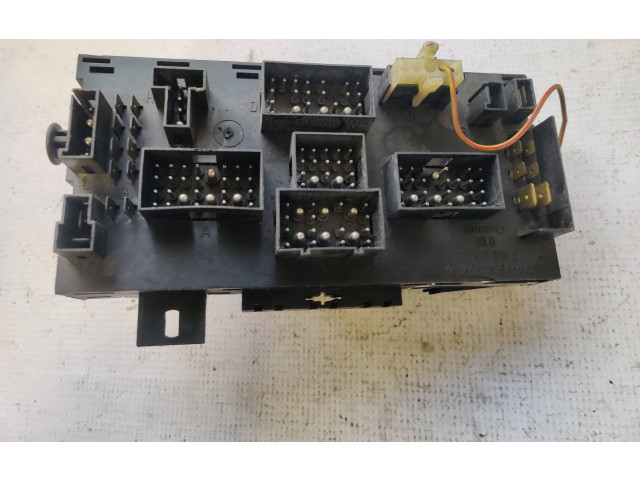 Pojistková skříňka 171941813D Volkswagen PASSAT B3 1991