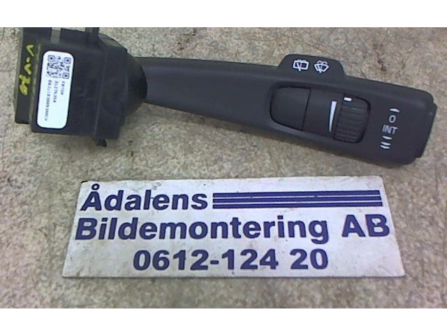 Ручка стеклоочистителей 31275359   Volvo V70