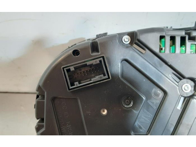 Панель приборов 6V0920731A Skoda Fabia Mk3 (NJ)