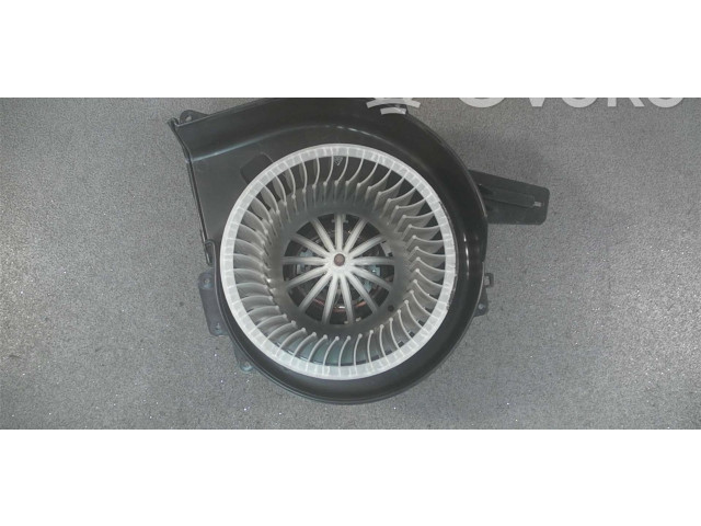 Вентилятор печки    6R1819015   Skoda Rapid (NH)