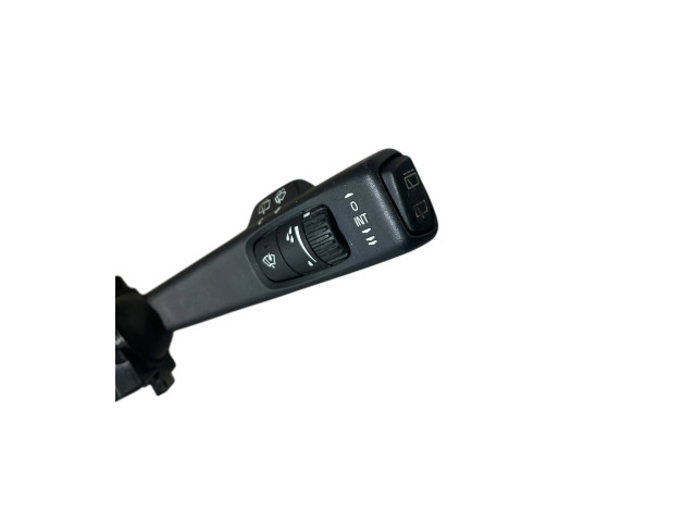 Ручка стеклоочистителей 31394008 Volvo V70