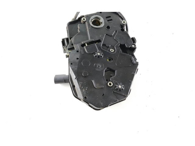 Zámek zadních dveří 2K0827201Q, 01072371002 Volkswagen Caddy 2007